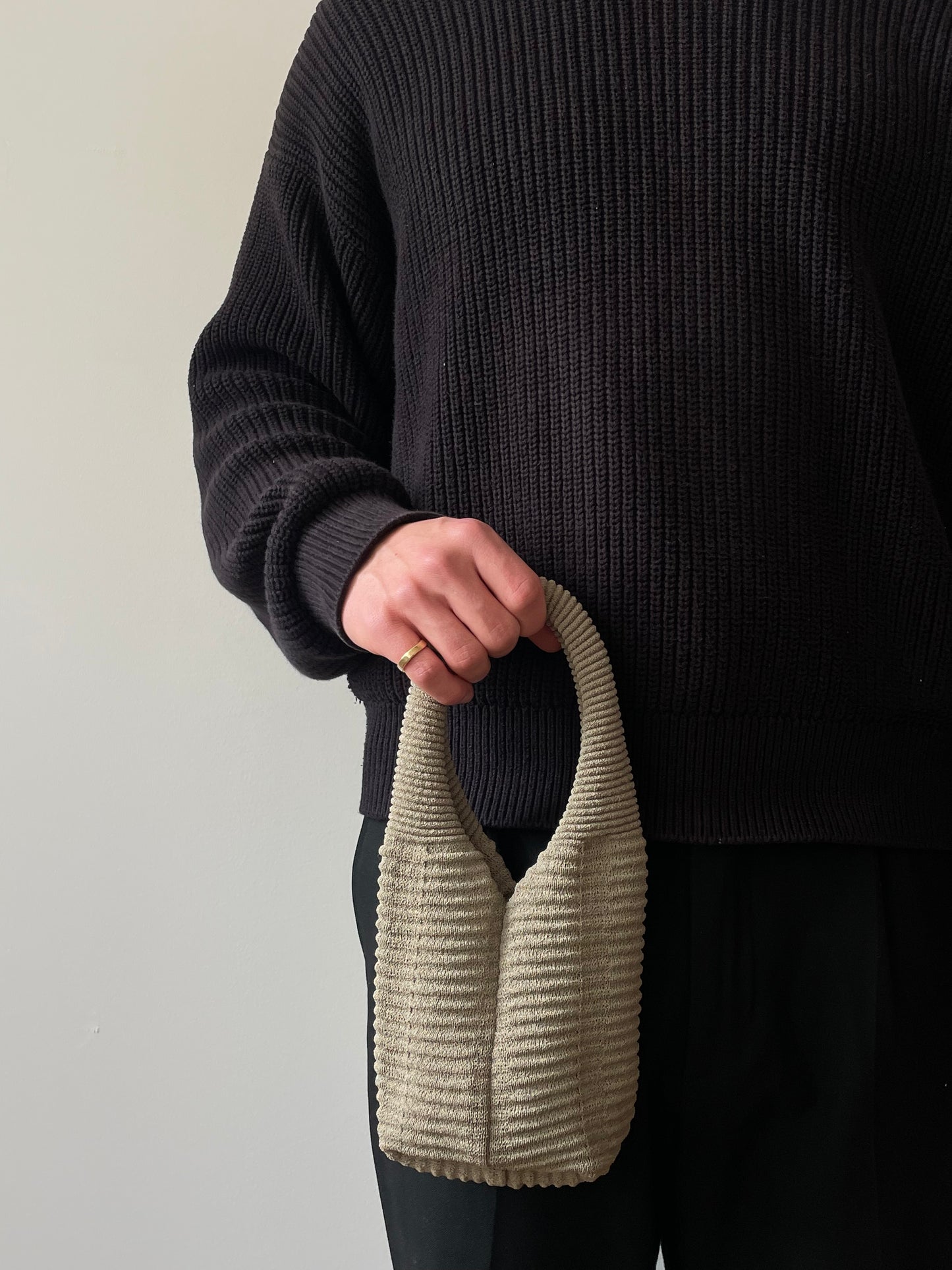 Luna Bracelet Bag - Tortoise Beige