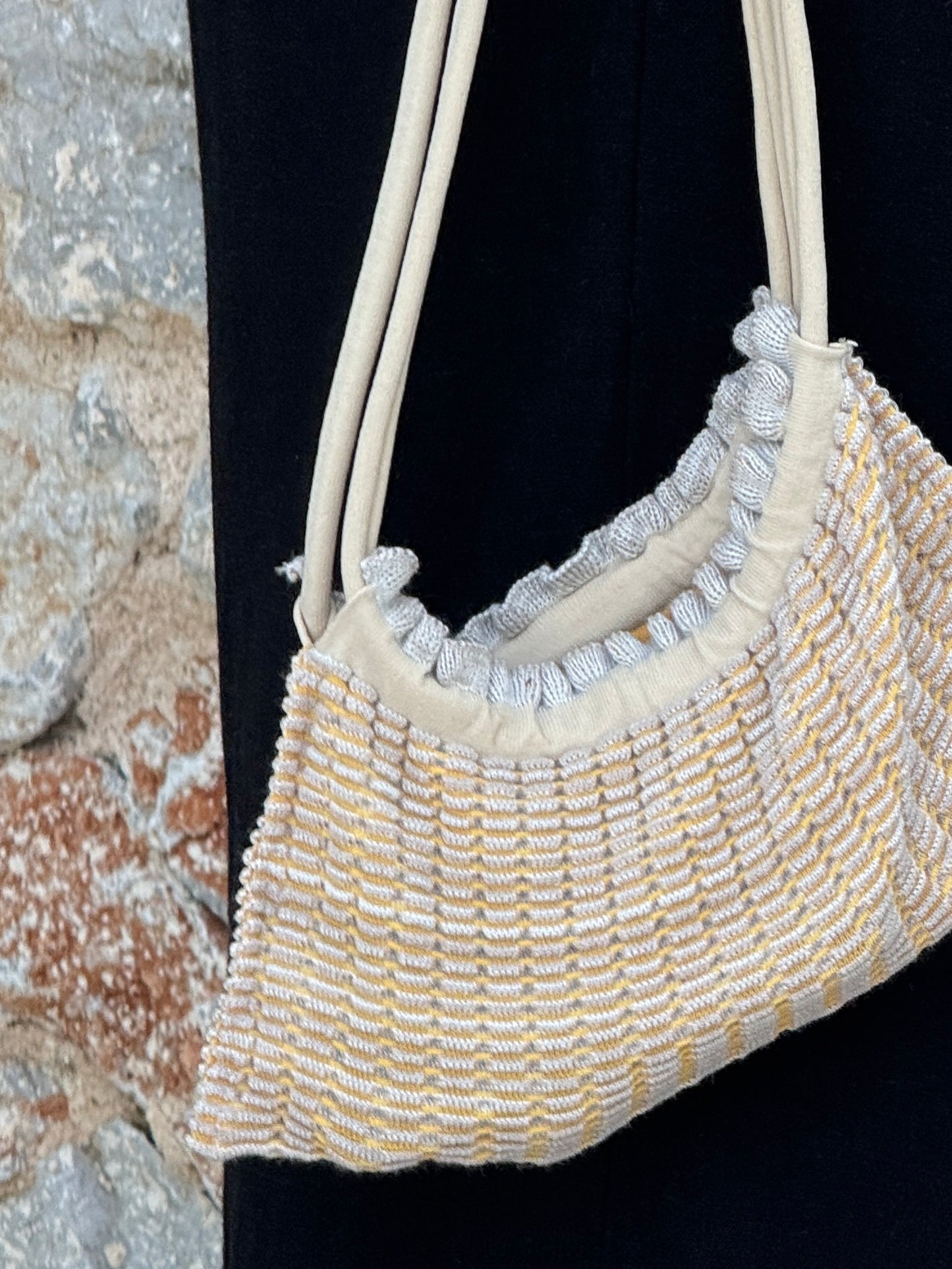 Lia Reversible  Bag - Oatmilk
